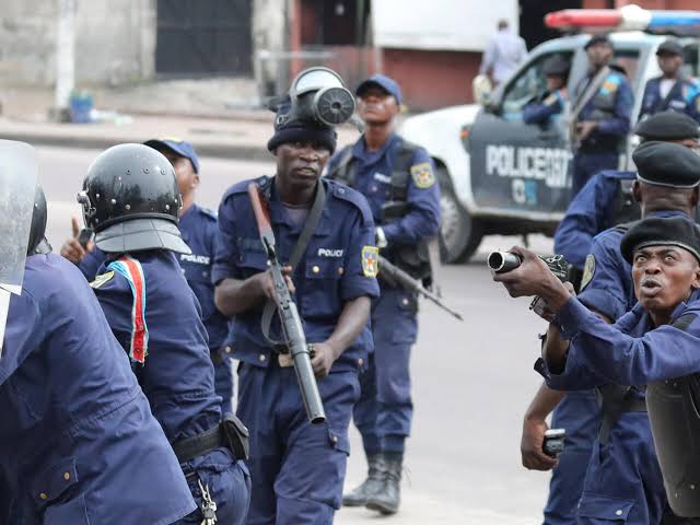 RDC: échange de tirs entre la police et l&rsquo;armée à Kingabwa, que s&rsquo;est-il réellement passé&nbsp;?