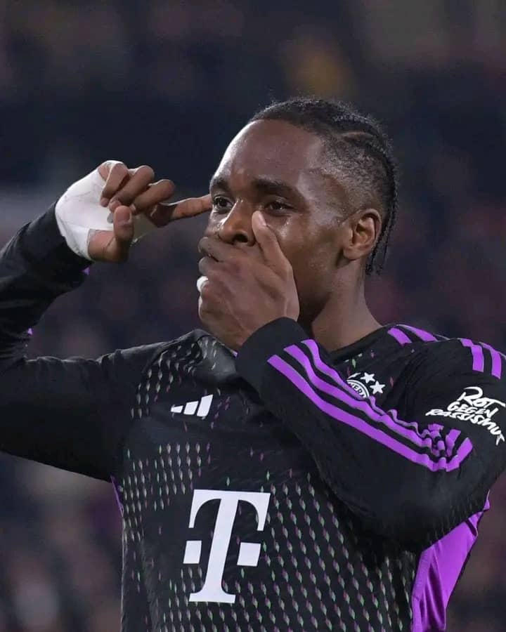 International-Sport: Buteur contre Fribourg Mahtys Tel rend hommage aux Victimes de l&rsquo;Est du&nbsp;Congo-Kinshasa