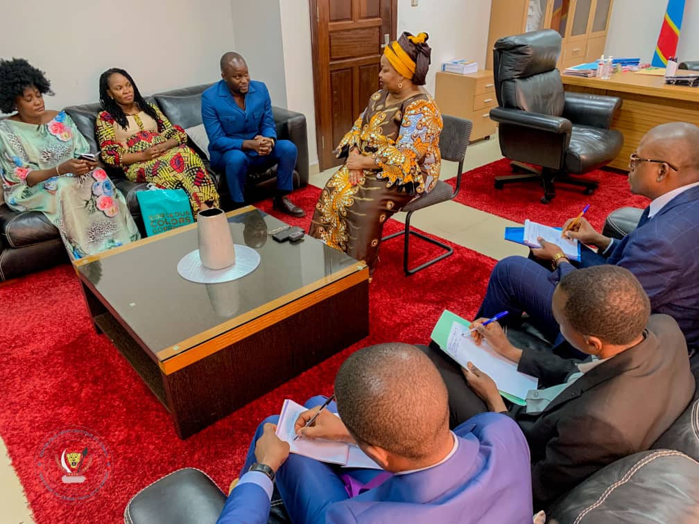 RDC/Genre : La ministre Leonnie Kandolo soutient la prière du 31 août à Kinshasa en faveur des enfants&nbsp;orphelins