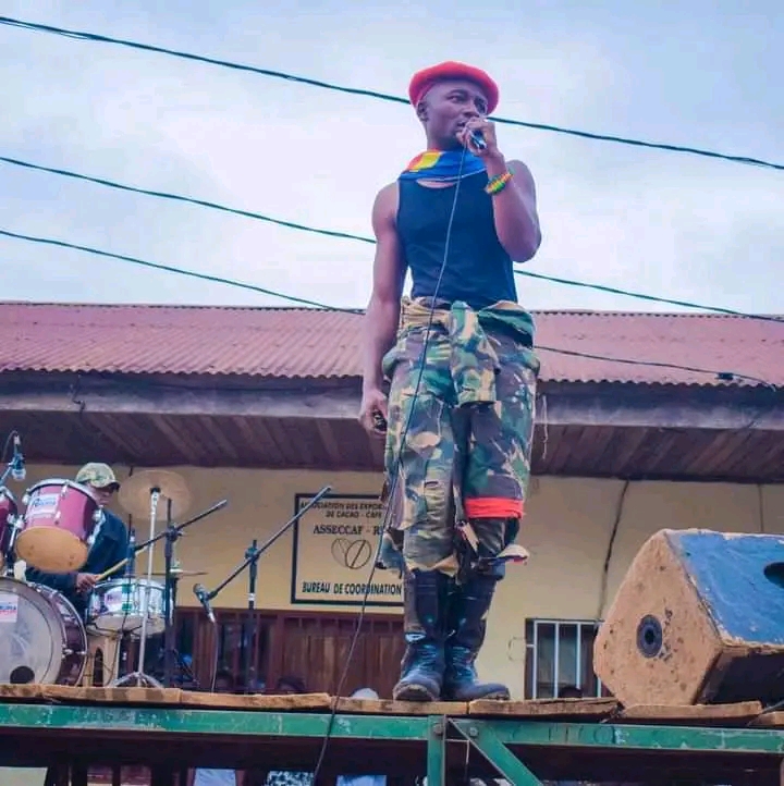 RDC/Nord-Kivu – Beni : Arrestation de l&rsquo;artiste Delcat Idengo après une marche non&nbsp;autorisée