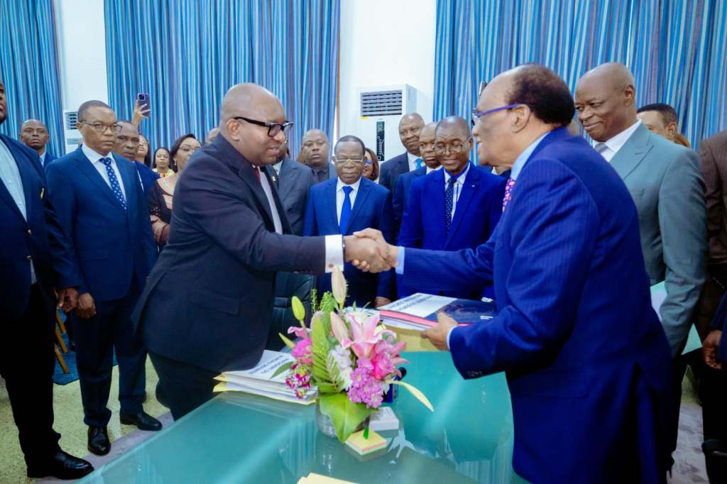 Rdc/ Sénat : Cérémonie de remise et&nbsp;reprise