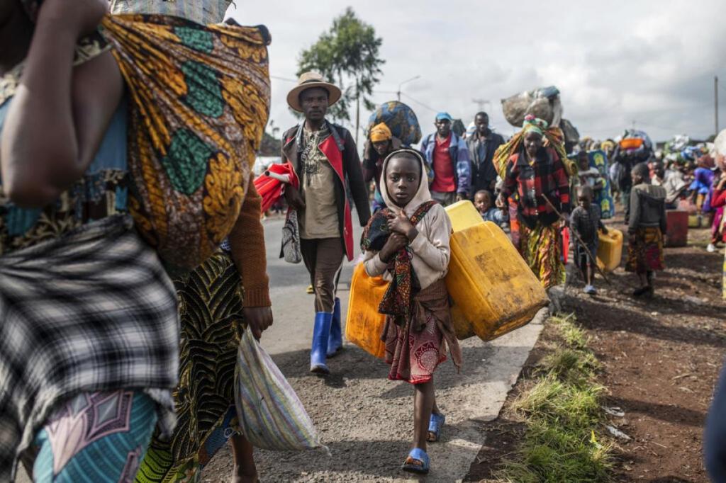 RDC/Nord-Kivu : Des détonations d&rsquo;armes lourdes à Rutshuru entraînent un déplacement massif de la&nbsp;population
