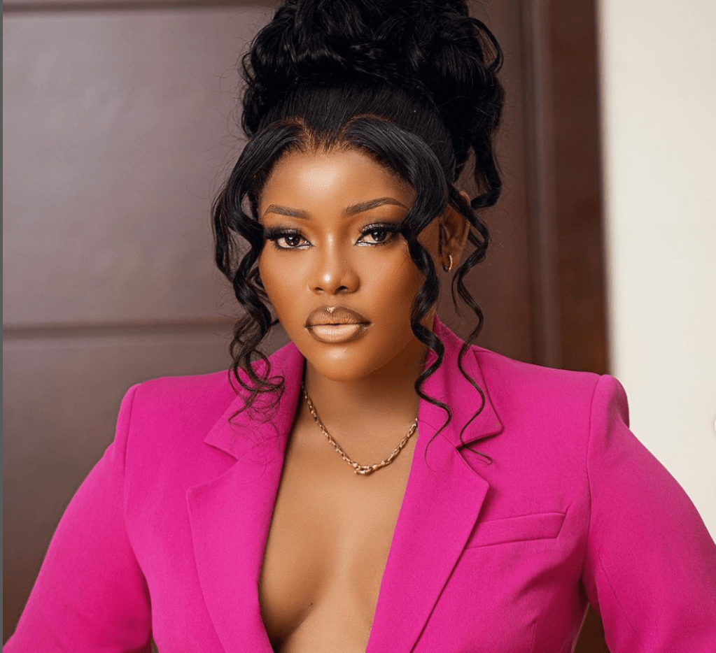 Rdc / La Tiktokeuse Maria Ntumba Interpellée à Kinshasa : Une Affaire de Dépravation des&nbsp;Mœurs