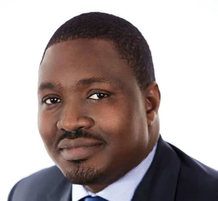 RDC/Affaire Lampadaires et Carte d&rsquo;identité : Samba Batshily Interdit d&rsquo;Entrée en RDC pour Non-Respect de&nbsp;Contrats