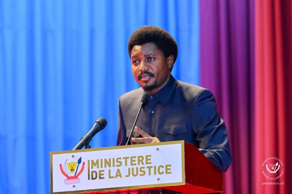 RDC / Constant Mutamba Dénonce les Criminels Financiers qui Utilisent la Presse pour Redorer leur&nbsp;Image