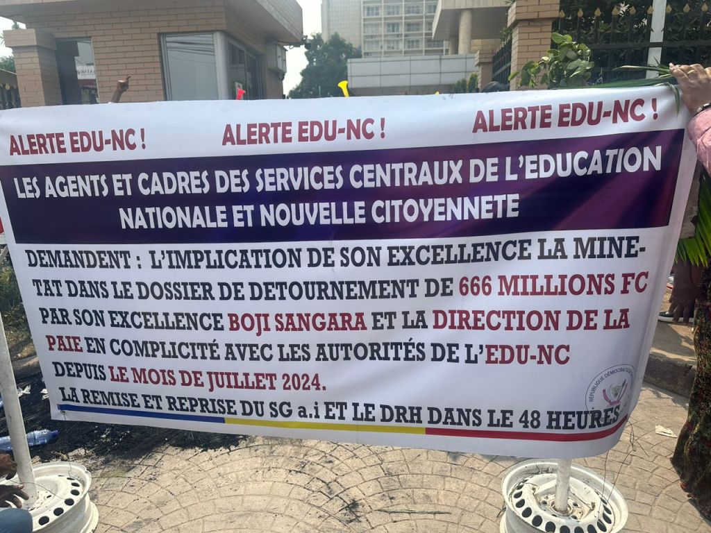 RDC / Les agents des services centraux du ministère de l&rsquo;Éducation nationale en&nbsp;colère
