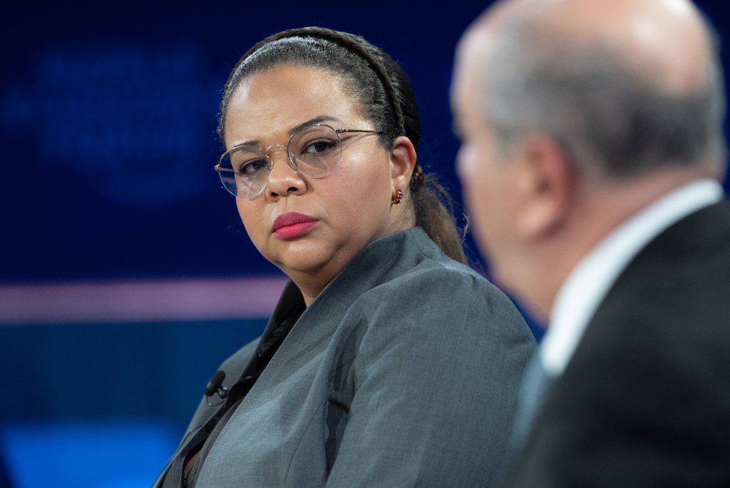 RDC—Thérèse Kayikwamba Wagner dénonce les rumeurs sur sa grossesse et annonce des poursuites&nbsp;judiciaires