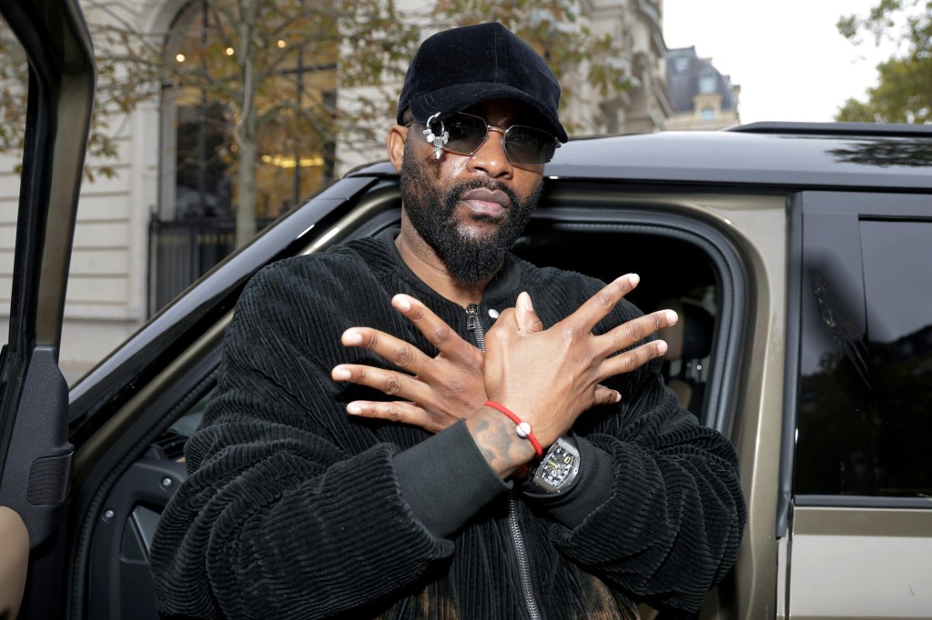 RDC—Fally Ipupa dément tout financement public de son concert au Stade de&nbsp;France