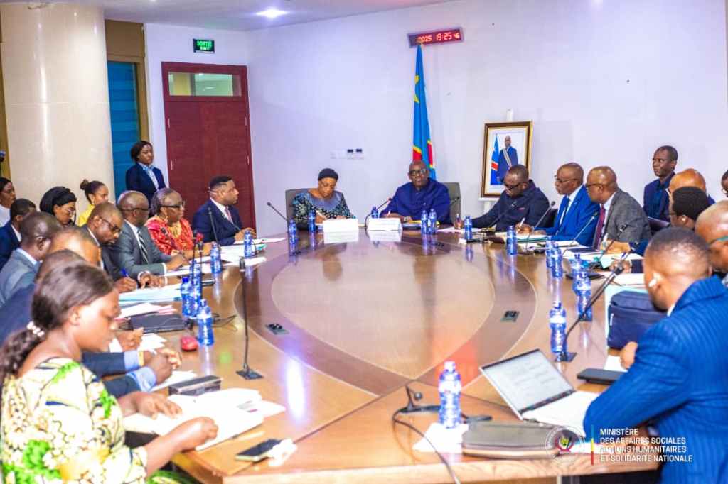 RDC – Gouvernance minière : le gouvernement renforce la gestion sociale de la dotation de 0,3 % des entreprises&nbsp;minières