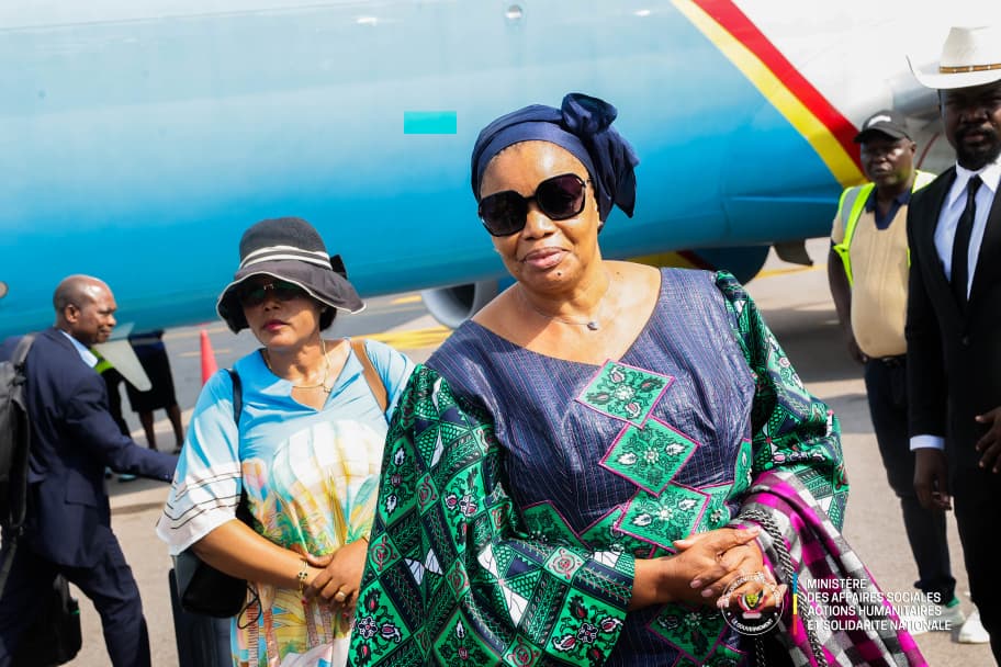 RDC / Tshopo : Ève Bazaiba conduit une mission humanitaire à Kisangani et&nbsp;Yahuma