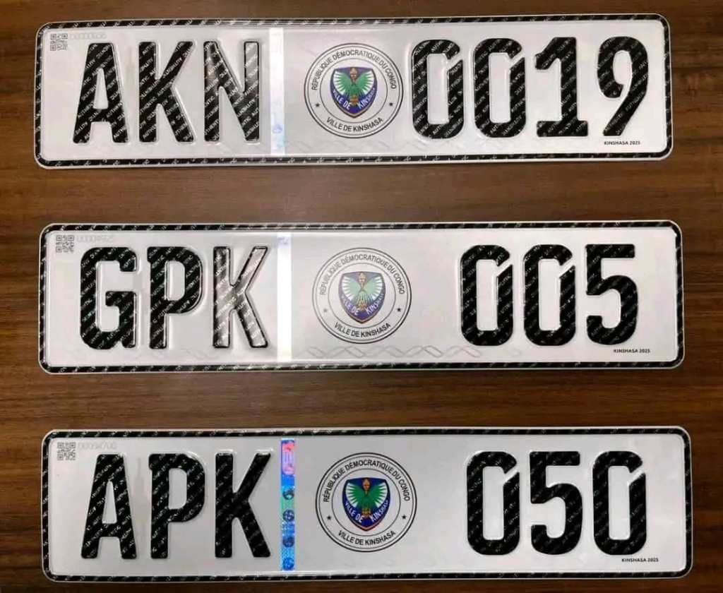 RDC— À bas la polémique sur la nouvelle plaque d’immatriculation !